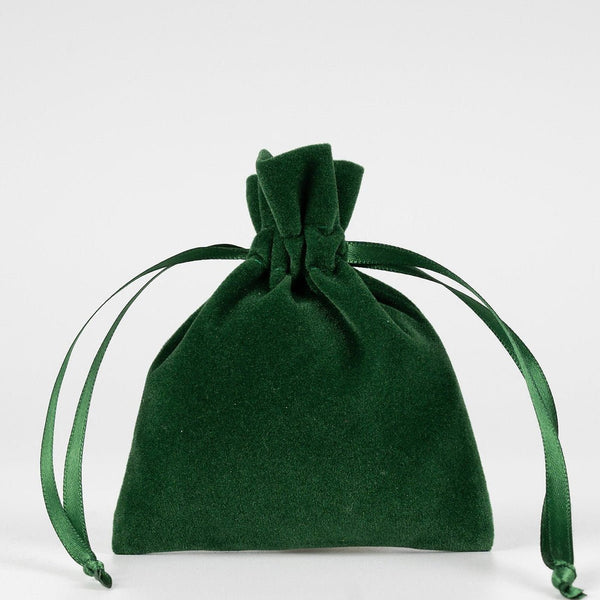 Cadeau invité Noël – pochette en velours 10 × 13 cm à cordon satiné froncé, rouge, vert ou noir, 9 motifs Noël & Nouvel An 2027 - Pamusan.fr