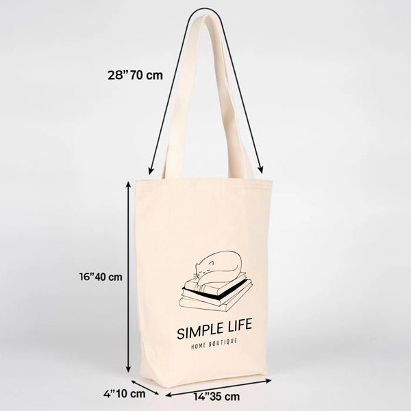Tote bag beige avec inscription Simple Life et dimensions sur fond gris clair pour Pamusan